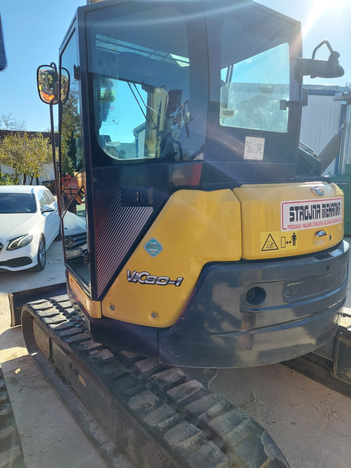 Yanmar Vio80-1A - 미니 굴삭기 : 사진 3 Yanmar Vio80-1A - 미니 굴삭기 : 사진 3