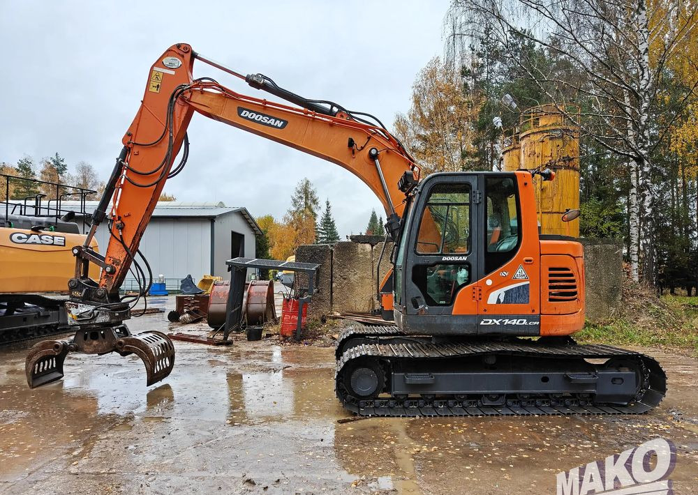Doosan DX140LCR-5 - 크롤러 굴삭기 : 사진 1 Doosan DX140LCR-5 - 크롤러 굴삭기 : 사진 1