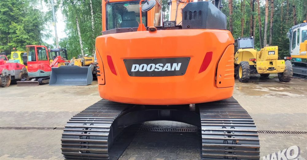 Doosan DX140LCR-5 - 크롤러 굴삭기 : 사진 3 Doosan DX140LCR-5 - 크롤러 굴삭기 : 사진 3