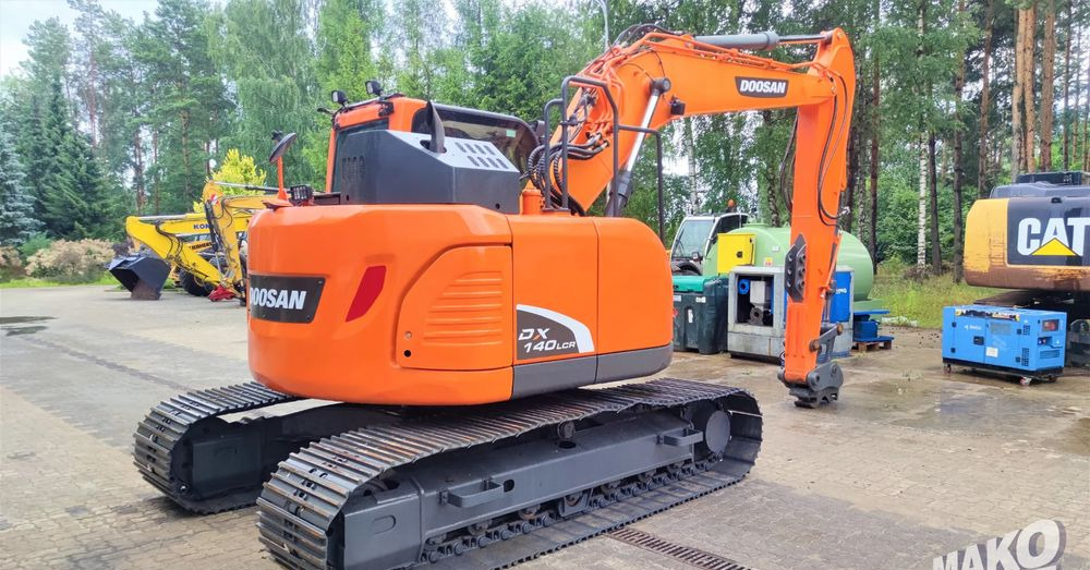 Doosan DX140LCR-5 - 크롤러 굴삭기 : 사진 4 Doosan DX140LCR-5 - 크롤러 굴삭기 : 사진 4