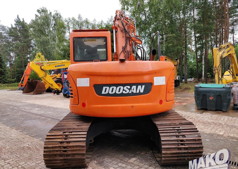 Doosan DX140LCR - 크롤러 굴삭기 : 사진 3 Doosan DX140LCR - 크롤러 굴삭기 : 사진 3