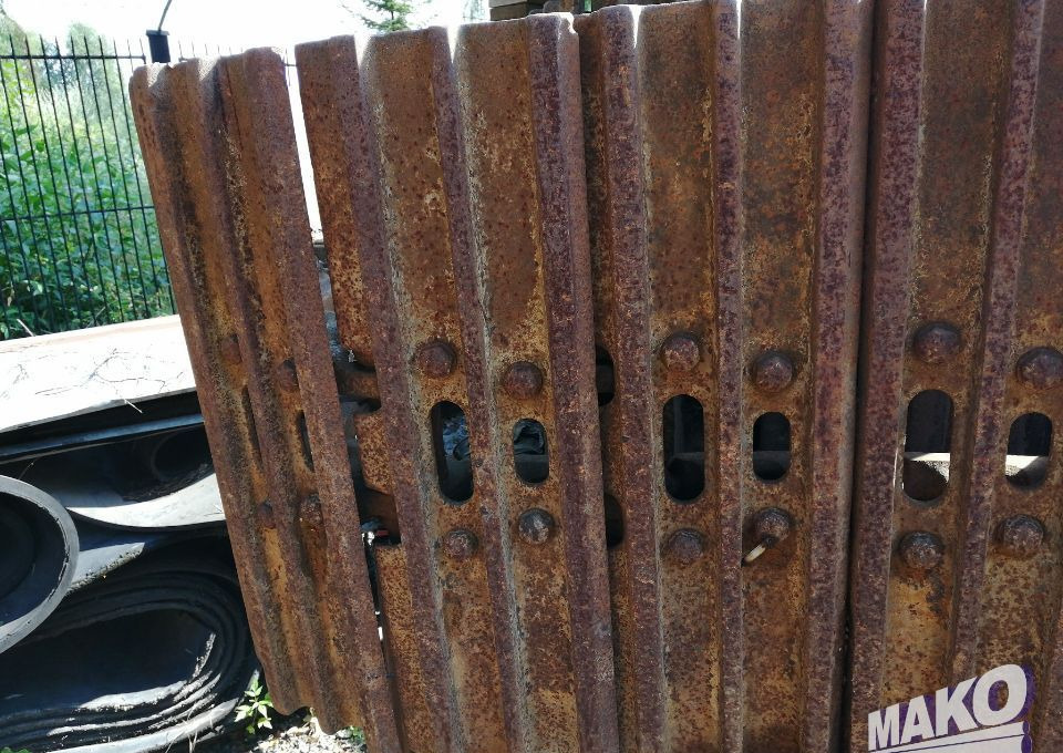 Gąsienice do koparki 30-45t klepka 700mm - 조회하기 건설기계 용 : 사진 2 Gąsienice do koparki 30-45t klepka 700mm - 조회하기 건설기계 용 : 사진 2