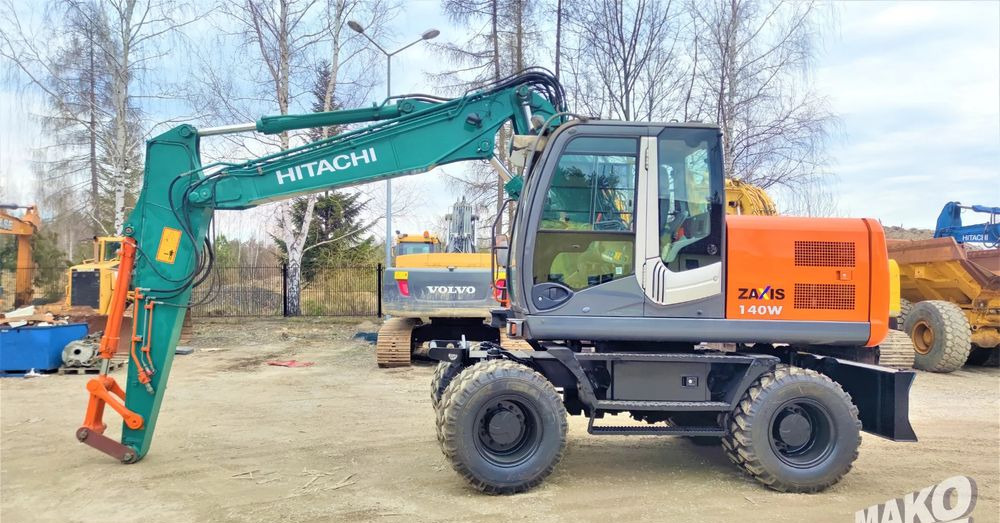 Hitachi ZX140W-3 - 휠 굴삭기 : 사진 1 Hitachi ZX140W-3 - 휠 굴삭기 : 사진 1
