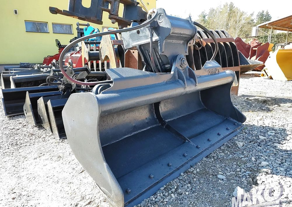 Łyżka skarpowa hydrauliczna 150cm Arden QA20 QA21 - 부착물 건설기계 용 : 사진 4 Łyżka skarpowa hydrauliczna 150cm Arden QA20 QA21 - 부착물 건설기계 용 : 사진 4