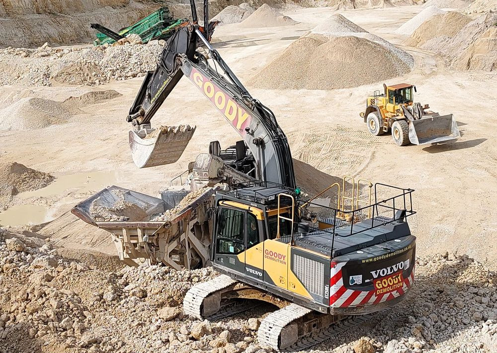 Volvo EC 250 EL - 크롤러 굴삭기 : 사진 3 Volvo EC 250 EL - 크롤러 굴삭기 : 사진 3