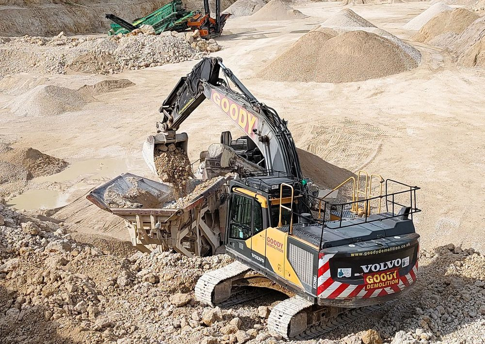 Volvo EC 250 EL - 크롤러 굴삭기 : 사진 4 Volvo EC 250 EL - 크롤러 굴삭기 : 사진 4