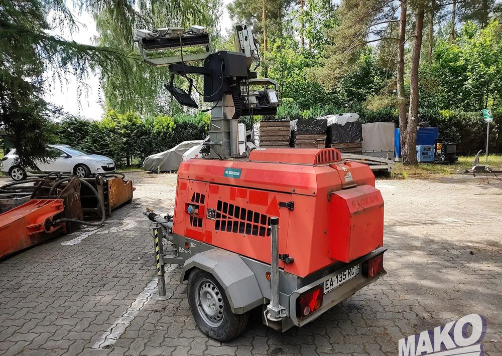 Wieża oświetleniowa Generac Tower Light VT1 - 조명 타워 : 사진 2 Wieża oświetleniowa Generac Tower Light VT1 - 조명 타워 : 사진 2