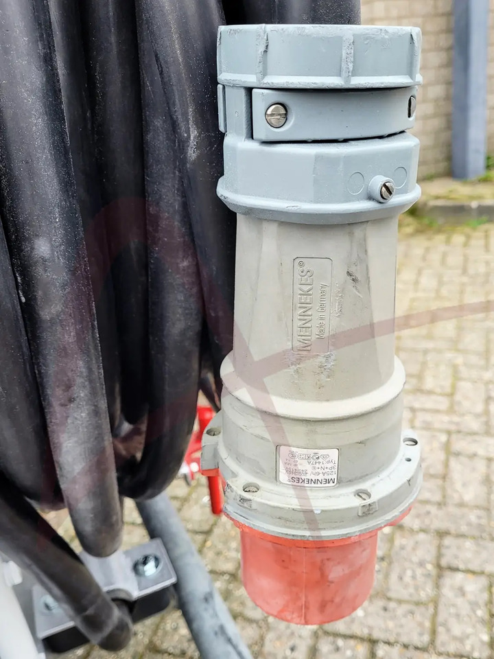 AXA POWER 3GSTS 200/345L - 지상 동력 장치 : 사진 5 AXA POWER 3GSTS 200/345L - 지상 동력 장치 : 사진 5
