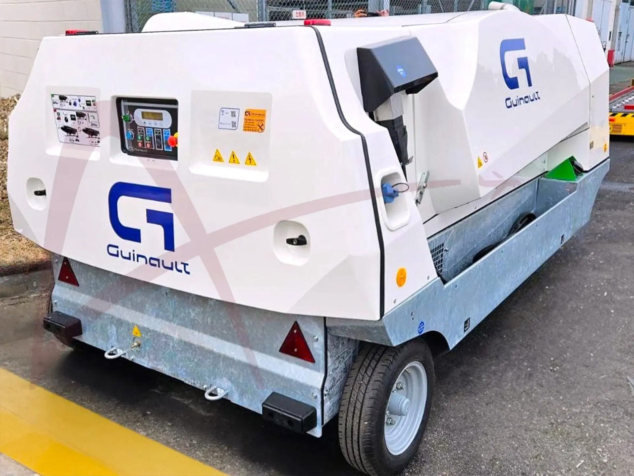 GUINAULT GA180V51D2000 - 지상 동력 장치 : 사진 1 GUINAULT GA180V51D2000 - 지상 동력 장치 : 사진 1