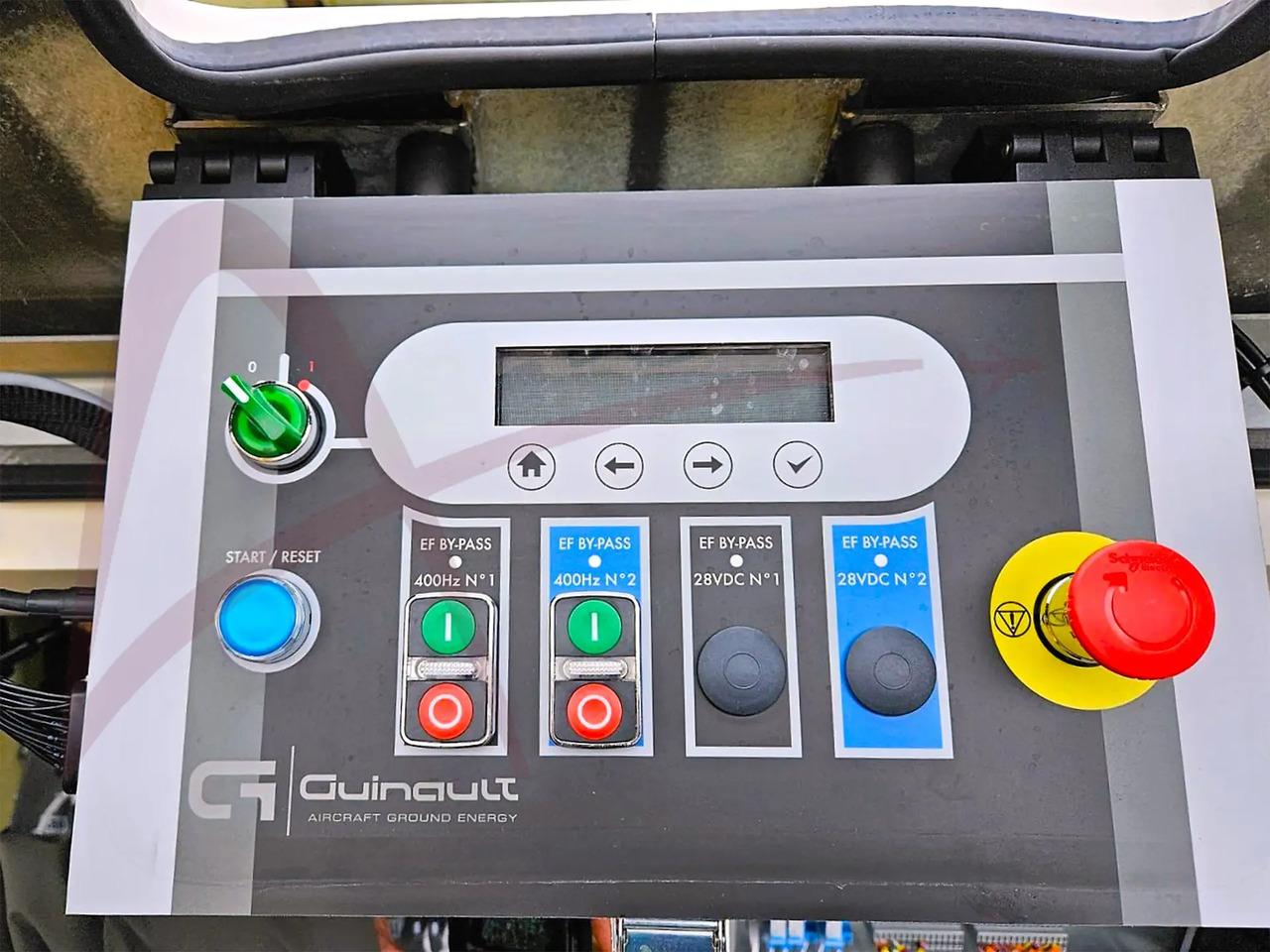 GUINAULT GA180V51D2000 - 지상 동력 장치 : 사진 3 GUINAULT GA180V51D2000 - 지상 동력 장치 : 사진 3