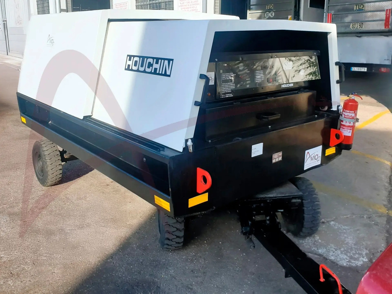 HOUCHIN D690-100SV - 지상 동력 장치 : 사진 2 HOUCHIN D690-100SV - 지상 동력 장치 : 사진 2