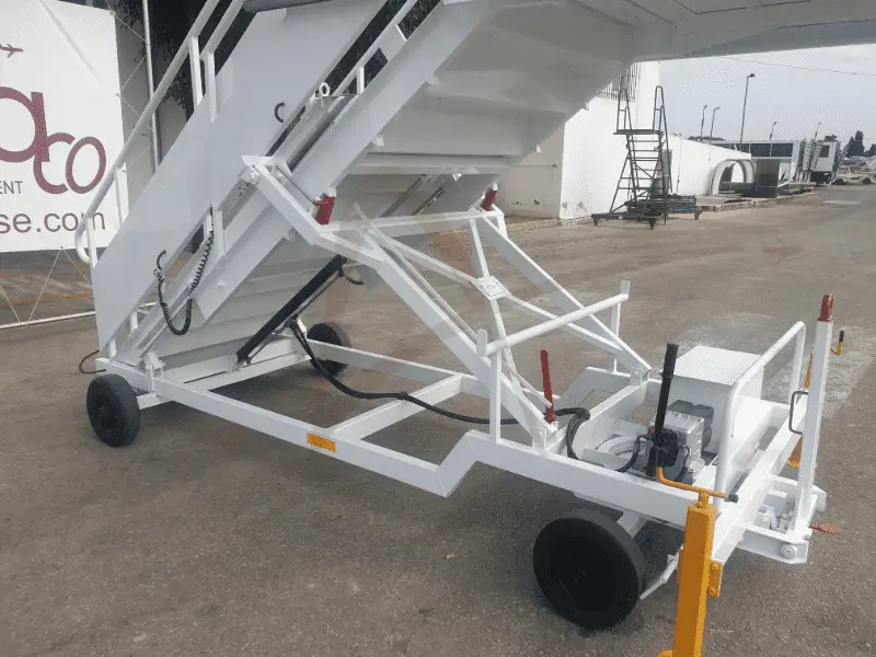 SERPISTA EHR-10A - 탑승 계단 : 사진 4 SERPISTA EHR-10A - 탑승 계단 : 사진 4