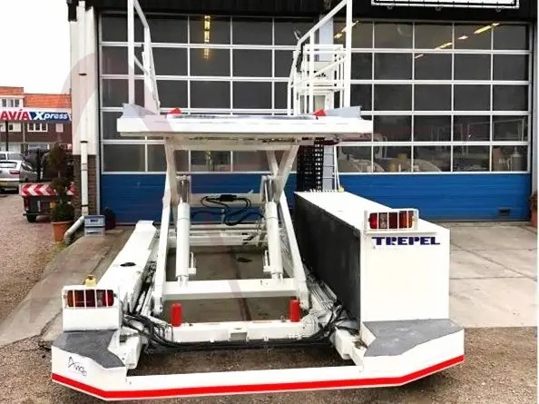 TREPEL CCL35/35 - 항공기 화물 로더 : 사진 2 TREPEL CCL35/35 - 항공기 화물 로더 : 사진 2