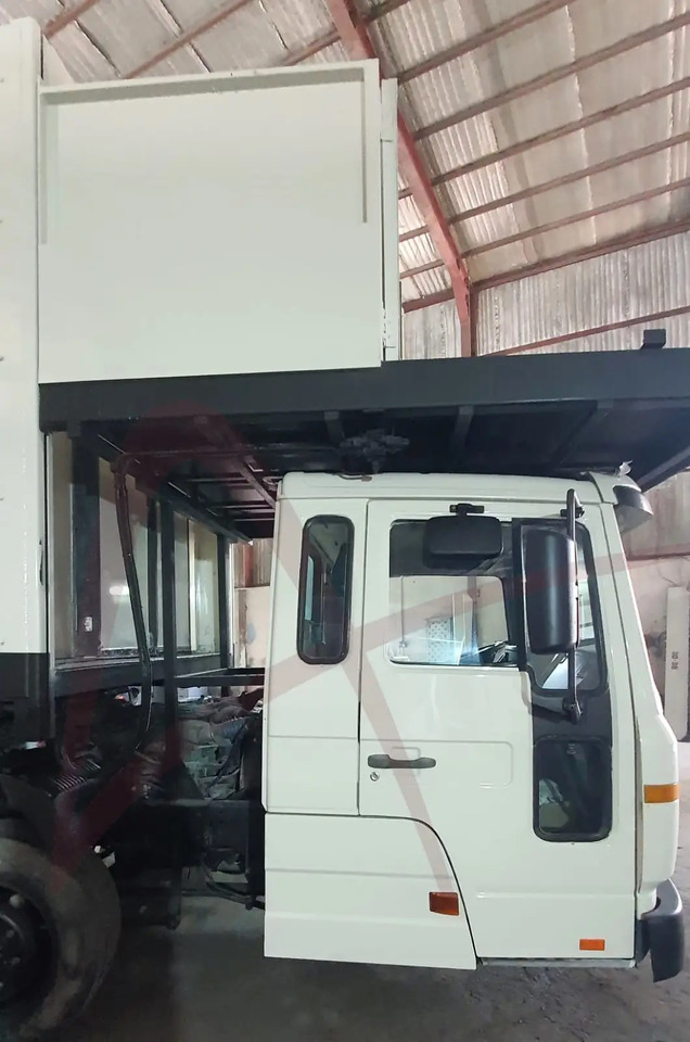VOLVO AEROLIFT-B-VO/FL616H - 기내식 트럭 : 사진 5 VOLVO AEROLIFT-B-VO/FL616H - 기내식 트럭 : 사진 5
