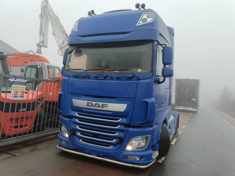 DAF XF 510 superspacecab 518.000 km truck trekker - 트랙터 유닛 : 사진 3 DAF XF 510 superspacecab 518.000 km truck trekker - 트랙터 유닛 : 사진 3
