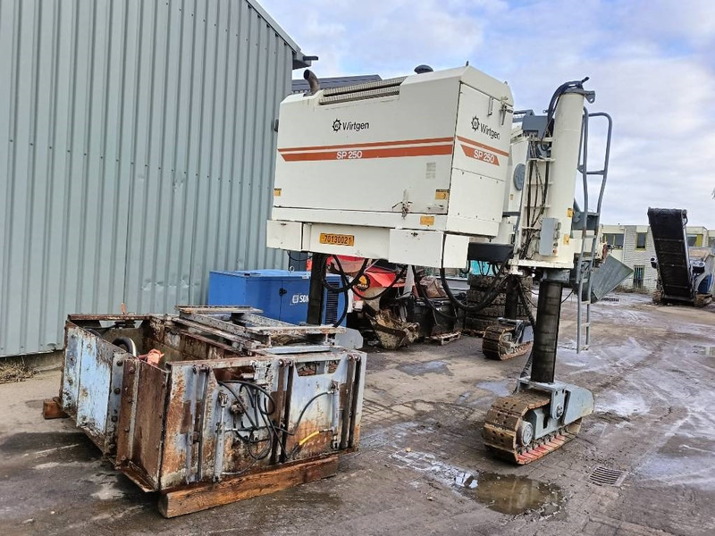 Wirtgen SP 250 500 beton bekisting machine sleep - 아스팔트 포장기 : 사진 4 Wirtgen SP 250 500 beton bekisting machine sleep - 아스팔트 포장기 : 사진 4