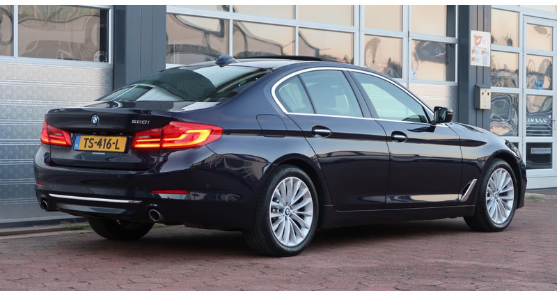 BMW 5 Serie 520i High Executive SCHUIFDAK/ NAPPA-LEDER/ ACC/ HEAD-UP/ H&K / ETC. - 세단 : 사진 4 BMW 5 Serie 520i High Executive SCHUIFDAK/ NAPPA-LEDER/ ACC/ HEAD-UP/ H&K / ETC. - 세단 : 사진 4