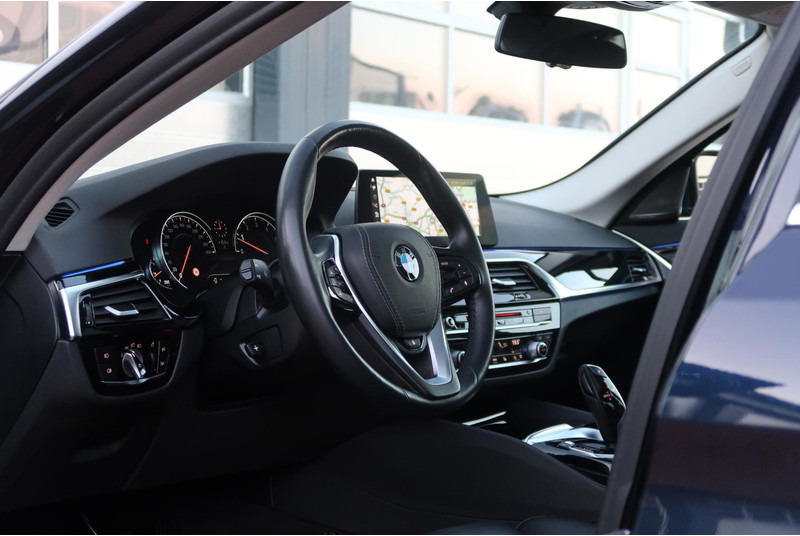 BMW 5 Serie 520i High Executive SCHUIFDAK/ NAPPA-LEDER/ ACC/ HEAD-UP/ H&K / ETC. - 세단 : 사진 2 BMW 5 Serie 520i High Executive SCHUIFDAK/ NAPPA-LEDER/ ACC/ HEAD-UP/ H&K / ETC. - 세단 : 사진 2