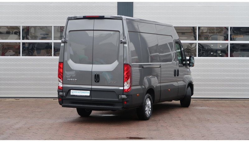 Iveco Daily 35S18HV 3.0 L2H2 BPM VRIJ/ AUT/ 2X SCHUIFDEUR/ CAMERA/ CRUISE/ CLIMA/ NAVI/ LED - 패널 밴 : 사진 5 Iveco Daily 35S18HV 3.0 L2H2 BPM VRIJ/ AUT/ 2X SCHUIFDEUR/ CAMERA/ CRUISE/ CLIMA/ NAVI/ LED - 패널 밴 : 사진 5