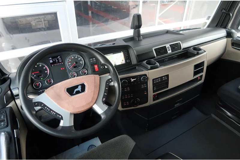 MAN TGX 26.580 6X2/4 RETARDER/ STEERED-PUSHER/ PTO/ ETC - 트랙터 유닛 : 사진 2 MAN TGX 26.580 6X2/4 RETARDER/ STEERED-PUSHER/ PTO/ ETC - 트랙터 유닛 : 사진 2