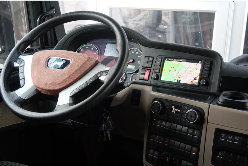 MAN TGX 26.580 6X2/4 RETARDER/ STEERED-PUSHER/ PTO/ ETC - 트랙터 유닛 : 사진 5 MAN TGX 26.580 6X2/4 RETARDER/ STEERED-PUSHER/ PTO/ ETC - 트랙터 유닛 : 사진 5