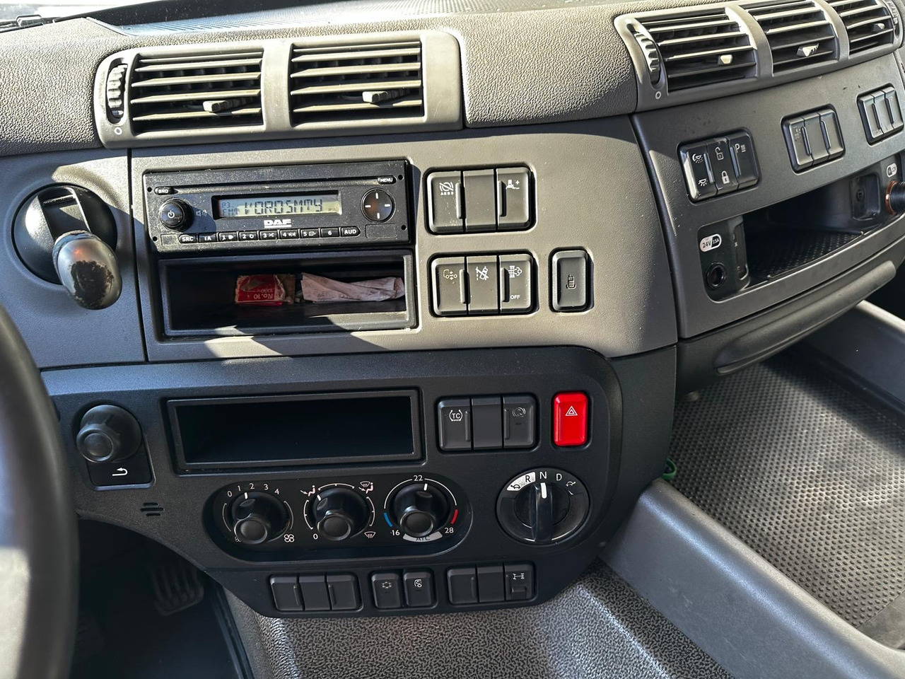 Daf Cf - 트랙터 유닛 : 사진 5 Daf Cf - 트랙터 유닛 : 사진 5
