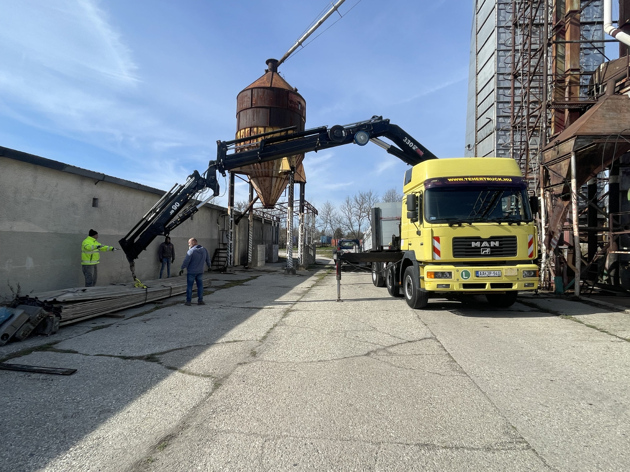 MAN F2000 413 6x2 Manual CRANE Hiab 330+jib 90 21m - 트랙터 유닛 : 사진 2 MAN F2000 413 6x2 Manual CRANE Hiab 330+jib 90 21m - 트랙터 유닛 : 사진 2