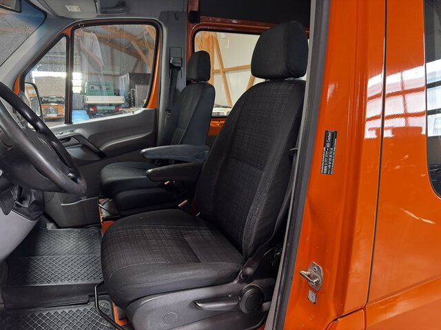 MERCEDES-BENZ Sprinter 316 CDI 4x4 Allrad L2H2 1. Hand! - 패널 밴 : 사진 4 MERCEDES-BENZ Sprinter 316 CDI 4x4 Allrad L2H2 1. Hand! - 패널 밴 : 사진 4