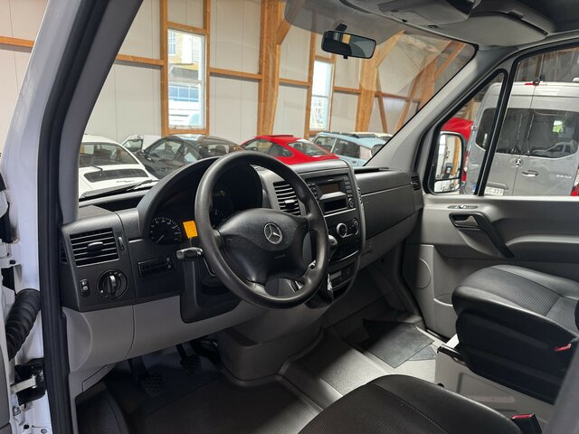 MERCEDES-BENZ Sprinter 316 CDI Doka 4x4 Allrad Plane - 커튼 사이드 밴, 콤비 밴 : 사진 5 MERCEDES-BENZ Sprinter 316 CDI Doka 4x4 Allrad Plane - 커튼 사이드 밴, 콤비 밴 : 사진 5