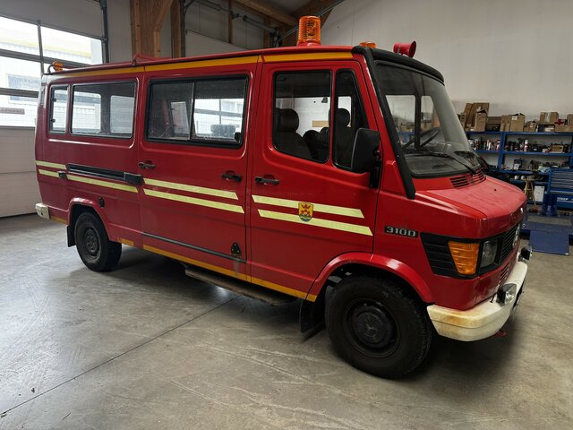 MERCEDES-BENZ T1 310 D Bremer Kombi Feuerwehr1. Hand... - 차량 : 사진 2 MERCEDES-BENZ T1 310 D Bremer Kombi Feuerwehr1. Hand... - 차량 : 사진 2