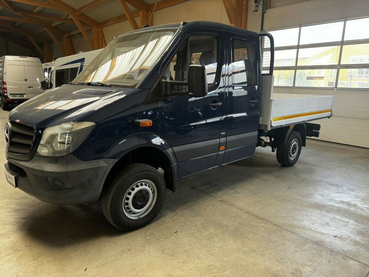 Mercedes-Benz Sprinter 313 CDI Doka 4x4 Autom. AHK 3.5t - 플랫베드 밴, 콤비 밴 : 사진 1 Mercedes-Benz Sprinter 313 CDI Doka 4x4 Autom. AHK 3.5t - 플랫베드 밴, 콤비 밴 : 사진 1
