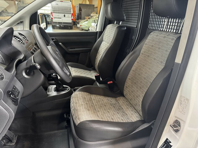 VW Caddy 1.6 TDI Kasten Sortimo AHK... - 패널 밴 : 사진 2 VW Caddy 1.6 TDI Kasten Sortimo AHK... - 패널 밴 : 사진 2