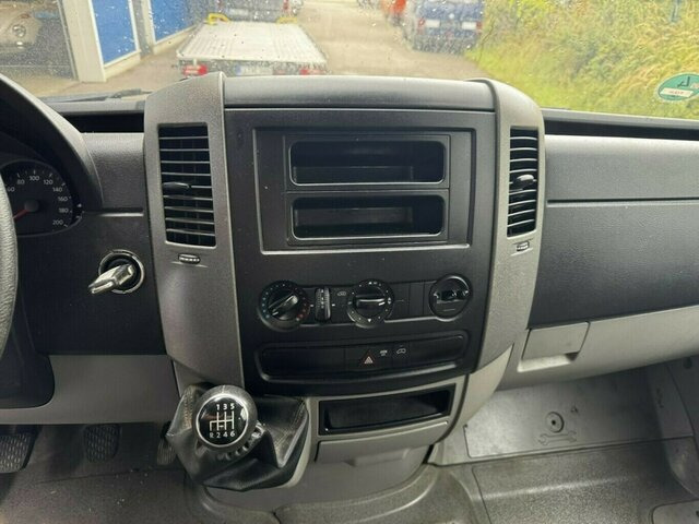 VW Crafter 35 Doka L3 Maxi 2.0 TDI Motorschaden... - 플랫베드 밴, 콤비 밴 : 사진 4 VW Crafter 35 Doka L3 Maxi 2.0 TDI Motorschaden... - 플랫베드 밴, 콤비 밴 : 사진 4