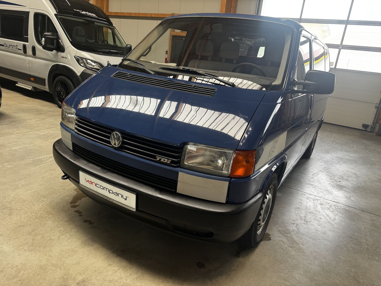 Volkswagen T4 2.5 TDI Syncro 1. Hand - 소형 밴 : 사진 2 Volkswagen T4 2.5 TDI Syncro 1. Hand - 소형 밴 : 사진 2