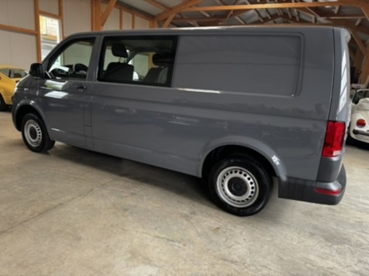 Volkswagen T6.1 lang 5-Sitzer 2.0 TDI 4Motion LKW - 소형 밴 : 사진 2 Volkswagen T6.1 lang 5-Sitzer 2.0 TDI 4Motion LKW - 소형 밴 : 사진 2