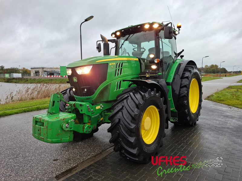 John Deere 6215 R - 장궤형 트랙터 : 사진 1 John Deere 6215 R - 장궤형 트랙터 : 사진 1