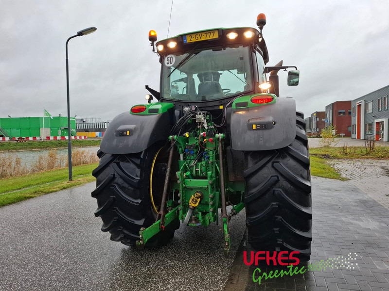 John Deere 6215 R - 장궤형 트랙터 : 사진 5 John Deere 6215 R - 장궤형 트랙터 : 사진 5