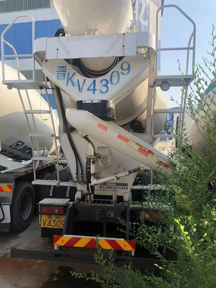 XCMG Official G12V 2021 Year 12m3 Used Cement Concrete Mixer Truck in Good Condition - 콘크리트 믹서 트럭 : 사진 5 XCMG Official G12V 2021 Year 12m3 Used Cement Concrete Mixer Truck in Good Condition - 콘크리트 믹서 트럭 : 사진 5