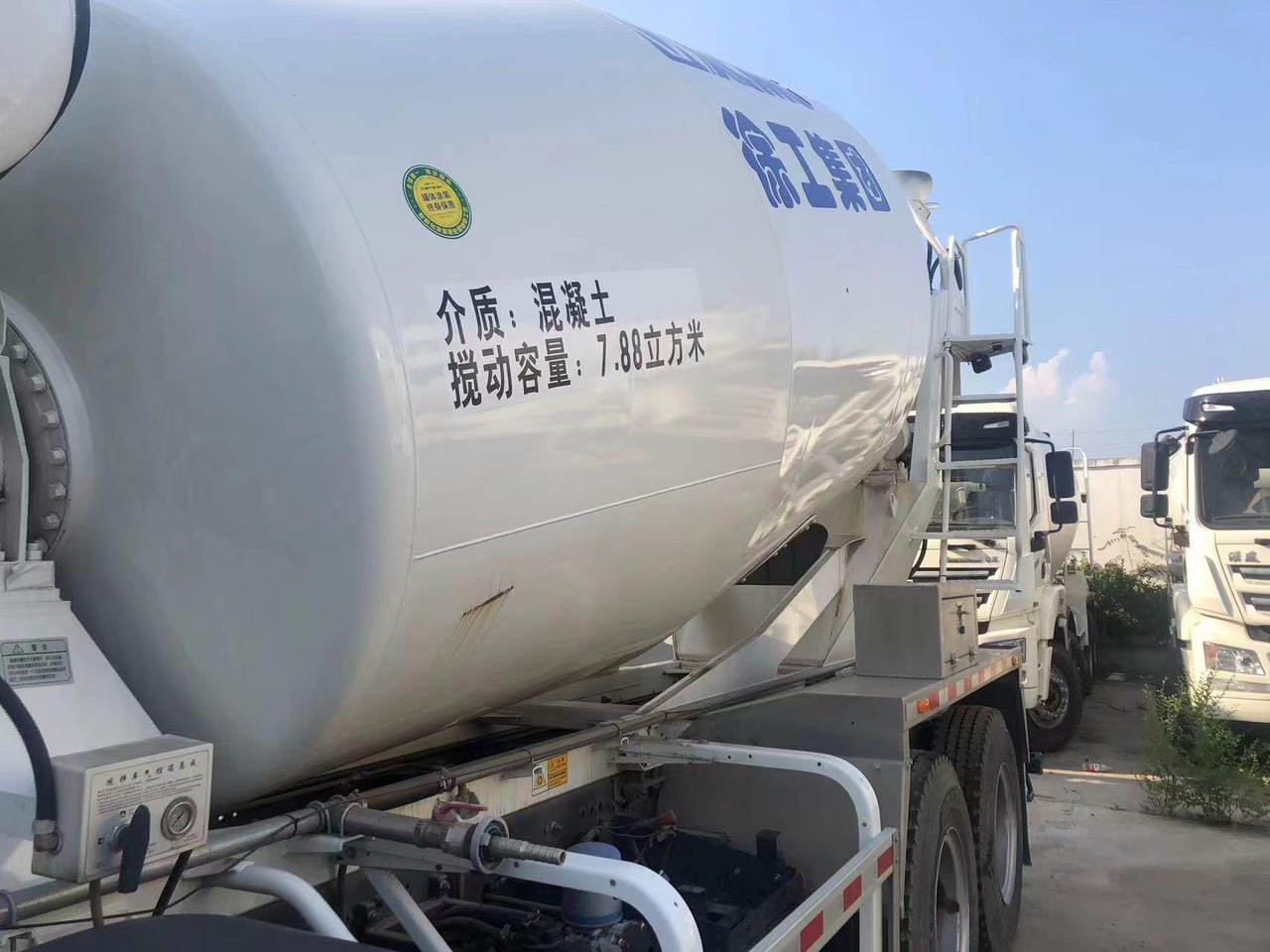 XCMG Official G12V 2021 Year 12m3 Used Concrete Mixer Truck for Sale - 콘크리트 믹서 트럭 : 사진 5 XCMG Official G12V 2021 Year 12m3 Used Concrete Mixer Truck for Sale - 콘크리트 믹서 트럭 : 사진 5