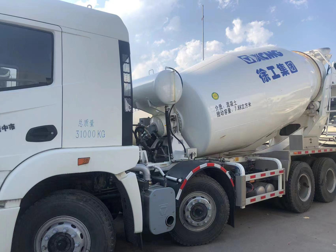 XCMG Official G12V 2021 Year 12m3 Used Concrete Mixer Truck for Sale - 콘크리트 믹서 트럭 : 사진 2 XCMG Official G12V 2021 Year 12m3 Used Concrete Mixer Truck for Sale - 콘크리트 믹서 트럭 : 사진 2