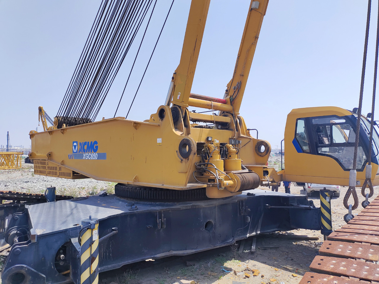 XCMG Official Hydraulic Lifting Crawler Crane XGC650 650 Used Mobile Crane Price For Sale - 크롤러 크레인 : 사진 4 XCMG Official Hydraulic Lifting Crawler Crane XGC650 650 Used Mobile Crane Price For Sale - 크롤러 크레인 : 사진 4