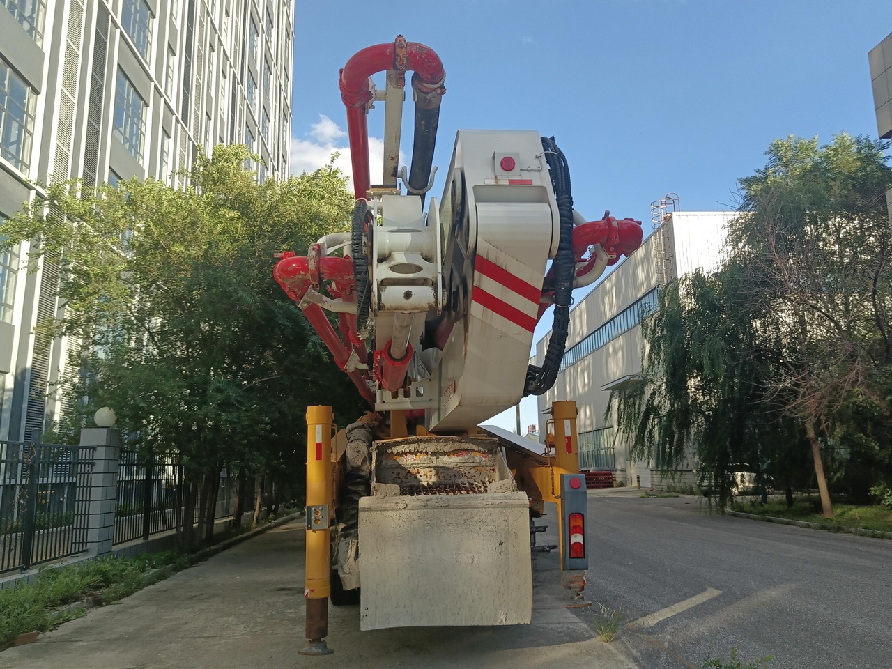 XCMG Official Second Hand Cement Pump Truck HB62V 62m Concrete Pump Truck Price List - 콘크리트 펌프 트럭 : 사진 4 XCMG Official Second Hand Cement Pump Truck HB62V 62m Concrete Pump Truck Price List - 콘크리트 펌프 트럭 : 사진 4