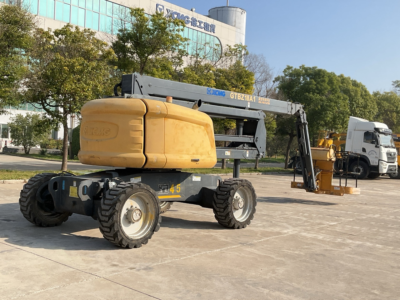 XCMG Official Second Hand Mobile Cherry Picker GTBZ18A1 18m Man Lift Boom Lift Price - 관절 붐 : 사진 2 XCMG Official Second Hand Mobile Cherry Picker GTBZ18A1 18m Man Lift Boom Lift Price - 관절 붐 : 사진 2