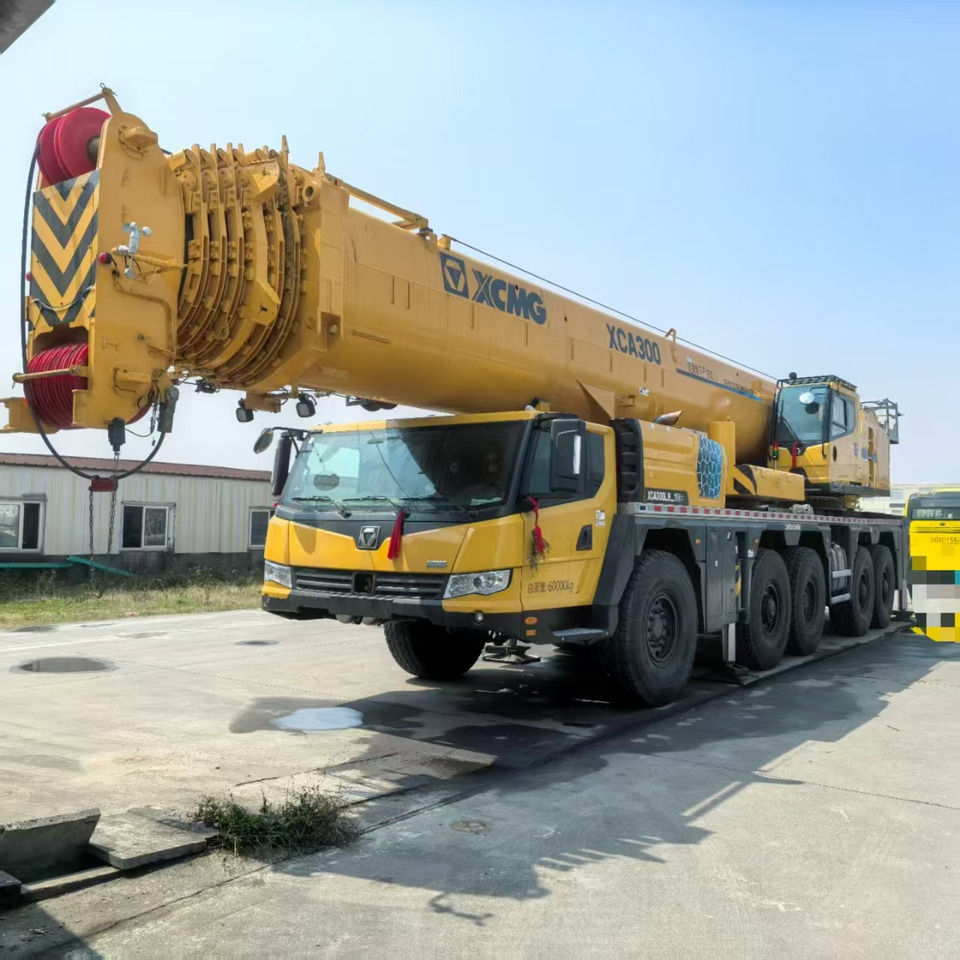 XCMG Official Second Hand Truck Mounted Crane XCA300L8_1 300 ton Mobile Crane Price - 전천후 지형 크레인 : 사진 4 XCMG Official Second Hand Truck Mounted Crane XCA300L8_1 300 ton Mobile Crane Price - 전천후 지형 크레인 : 사진 4