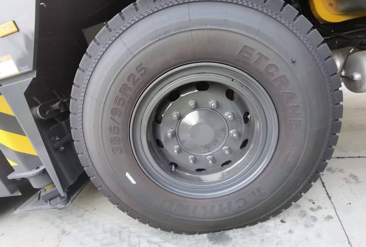 전천후 지형 크레인 XCMG Official Used 200ton Truck Lifting Crane XCA200L8 Hydraulic Mobile Crane Price List : 사진 9