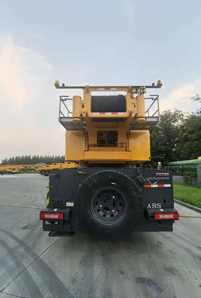 XCMG Official Used 200ton Truck Lifting Crane XCA200L8 Hydraulic Mobile Crane Price List - 전천후 지형 크레인 : 사진 3 XCMG Official Used 200ton Truck Lifting Crane XCA200L8 Hydraulic Mobile Crane Price List - 전천후 지형 크레인 : 사진 3