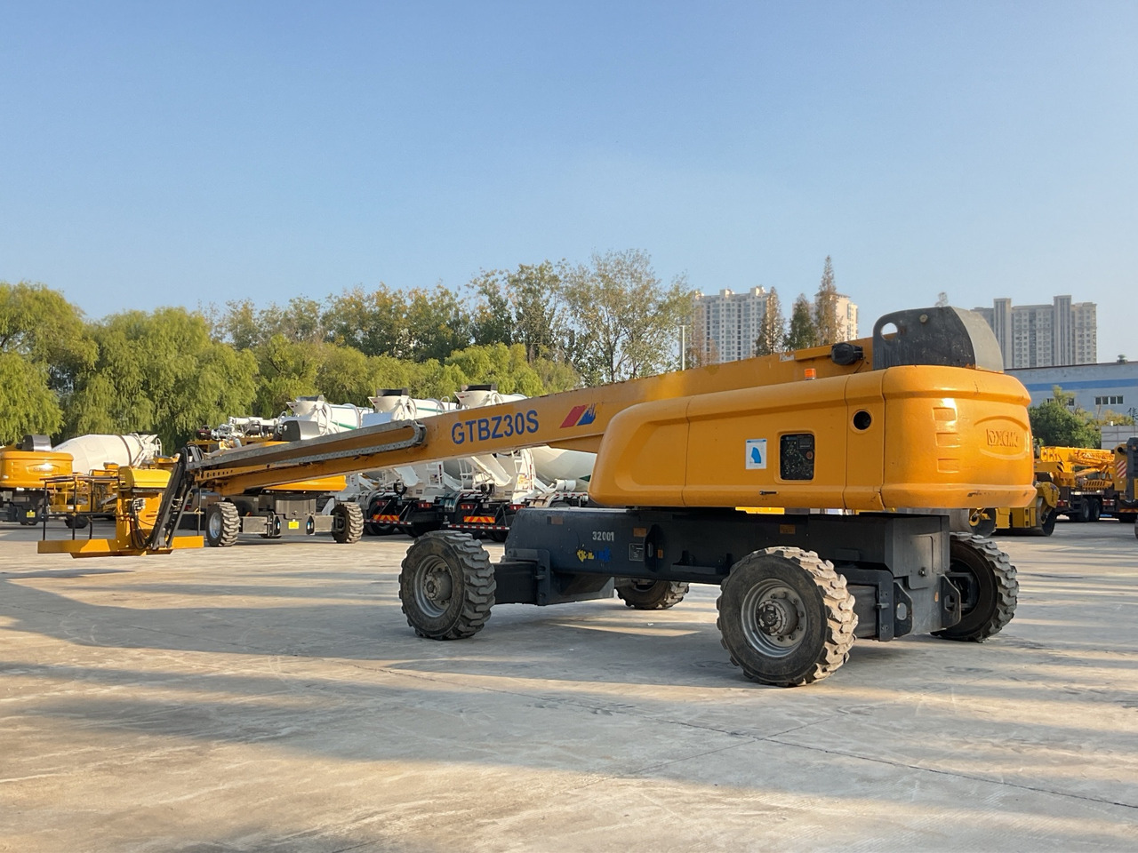 XCMG Official Used Boom Lift Telescoping Lift GTBZ32S 32m Aerial Work Platform For Sale - 텔레스코픽 붐 : 사진 4 XCMG Official Used Boom Lift Telescoping Lift GTBZ32S 32m Aerial Work Platform For Sale - 텔레스코픽 붐 : 사진 4