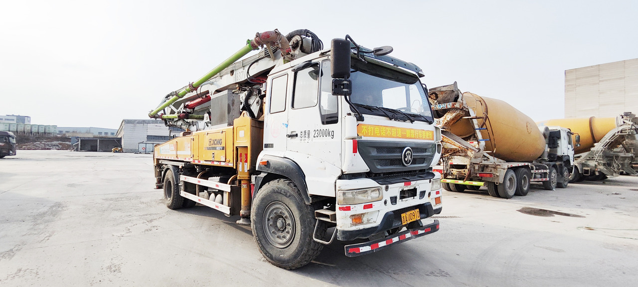 XCMG Official Used Concrete Pump Truck HB37V 37 Meters Cement Pump Machine Price For Sale - 콘크리트 펌프 트럭 : 사진 2 XCMG Official Used Concrete Pump Truck HB37V 37 Meters Cement Pump Machine Price For Sale - 콘크리트 펌프 트럭 : 사진 2