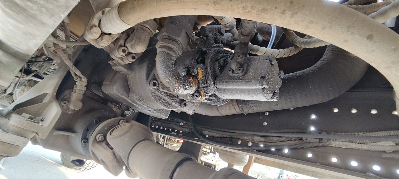 콘크리트 펌프 트럭 XCMG Official Used Concrete Pump Truck HB37V 37 Meters Cement Pump Machine Price For Sale : 사진 9 콘크리트 펌프 트럭 XCMG Official Used Concrete Pump Truck HB37V 37 Meters Cement Pump Machine Price For Sale : 사진 9