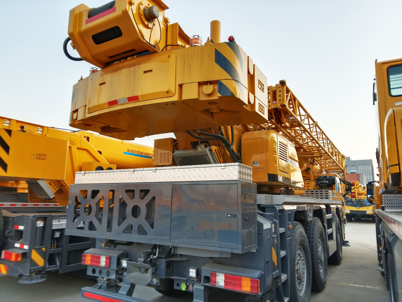 XCMG Official Used Electric Truck Crane XCA60-EV 60 Ton Electric Mobile Crane Price - 전천후 지형 크레인 : 사진 2 XCMG Official Used Electric Truck Crane XCA60-EV 60 Ton Electric Mobile Crane Price - 전천후 지형 크레인 : 사진 2